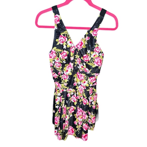 BloomChic Pink Floral Print Swim Dress NWT - Picture 1 of 4